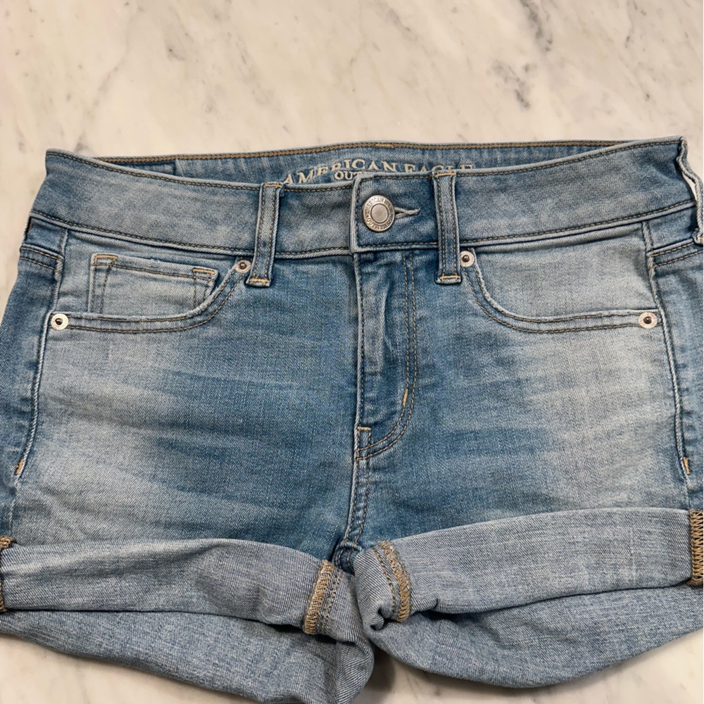 Bundle of 3 Jean shorts - AE and GAP
